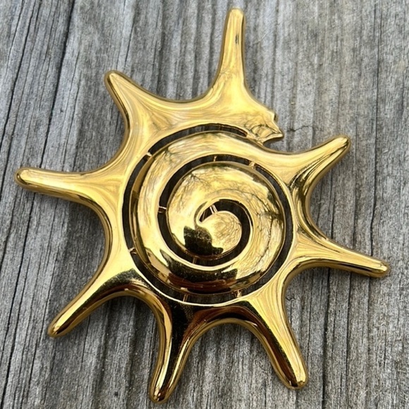Monet Accessories - Vintage Monet Goldtone Sunburst Brooch